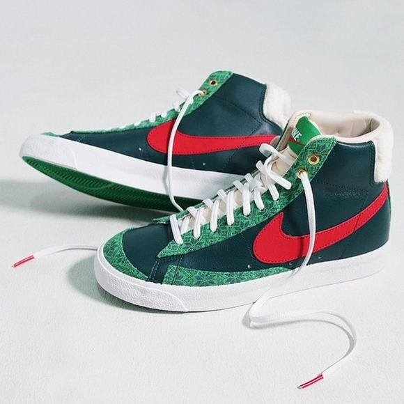Nike Other - Nike Blazer ‘Christmas Sweater’ Blazer Mid '77